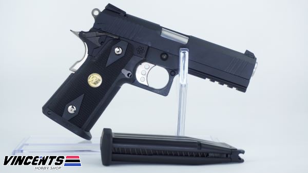 WE 4.3 Hi-Capacity 5.1 Mag Pistol