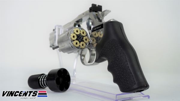 Dan Wesson 715 Revolver 4 inch Silver
